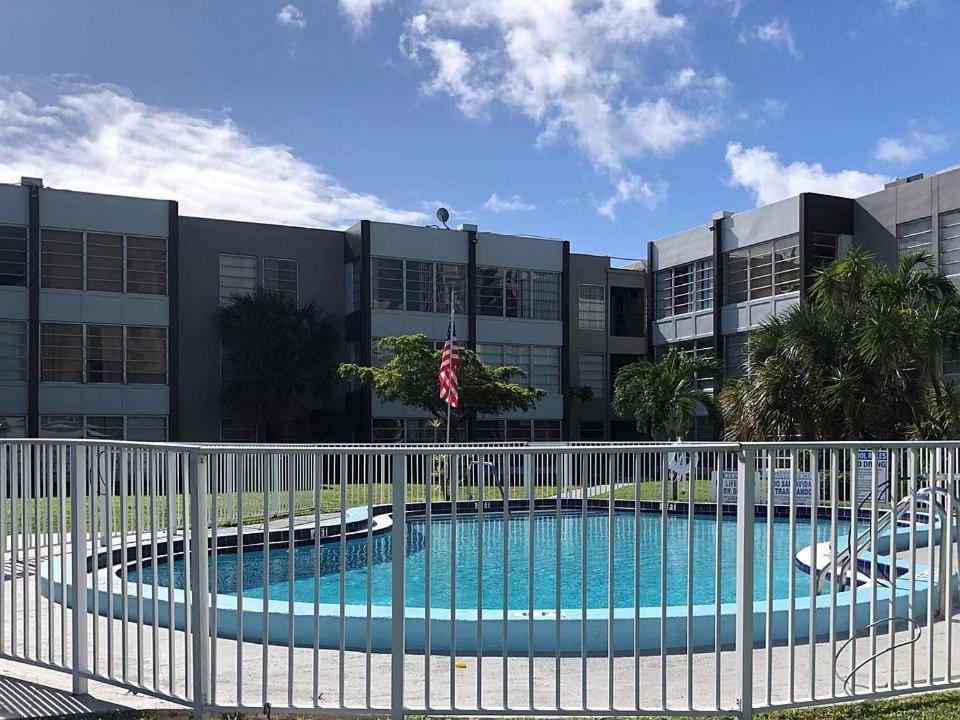 Designer River View Apartments Fort Lauderdale Esterno foto